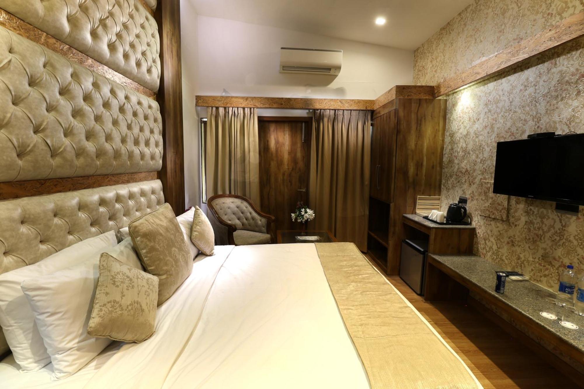Amritara Hunky Dory Resort, Dalhousie Road Dhar Khurd Exterior foto